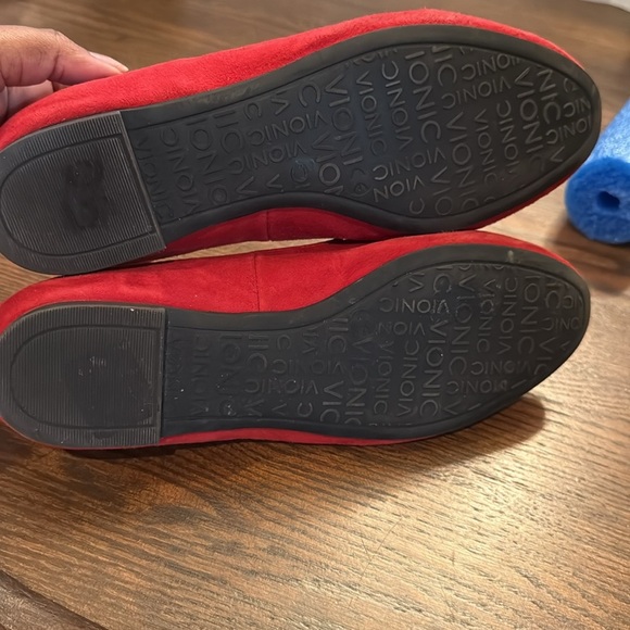 Vionic Womens Smoking Slipper Loafer Size 7 Red suede - Picture 3 of 6